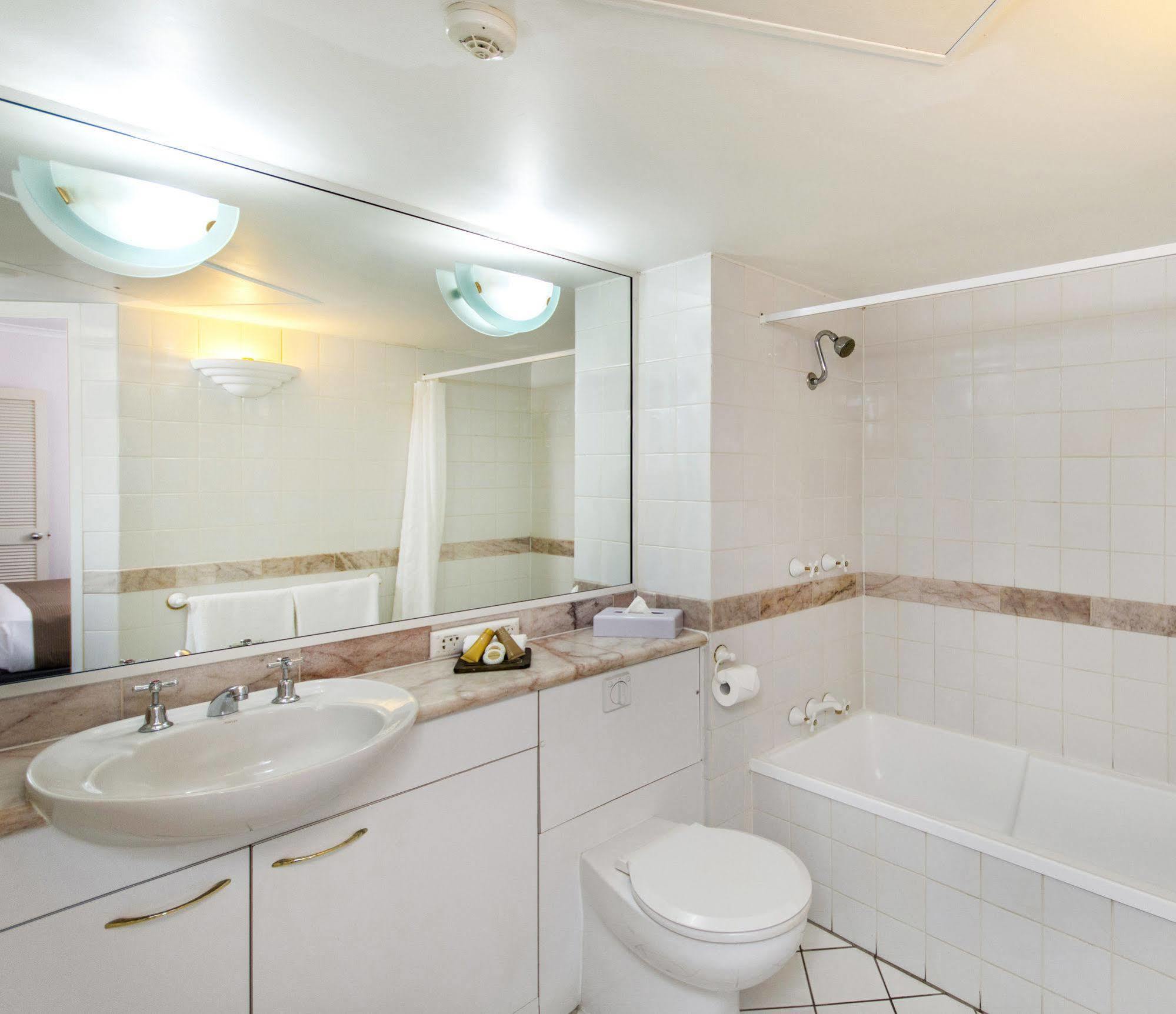 Il Centro Apartment Hotel Cairns Zewnętrze zdjęcie